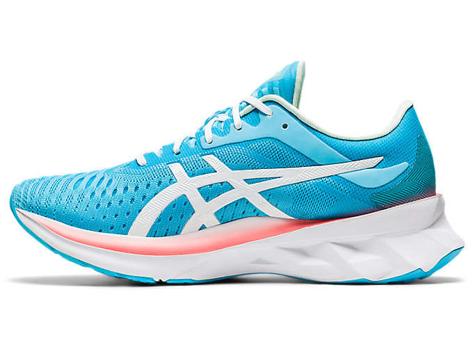 Bezecke Topanky Asics Novablast Damske Biele | 94567-CNHO